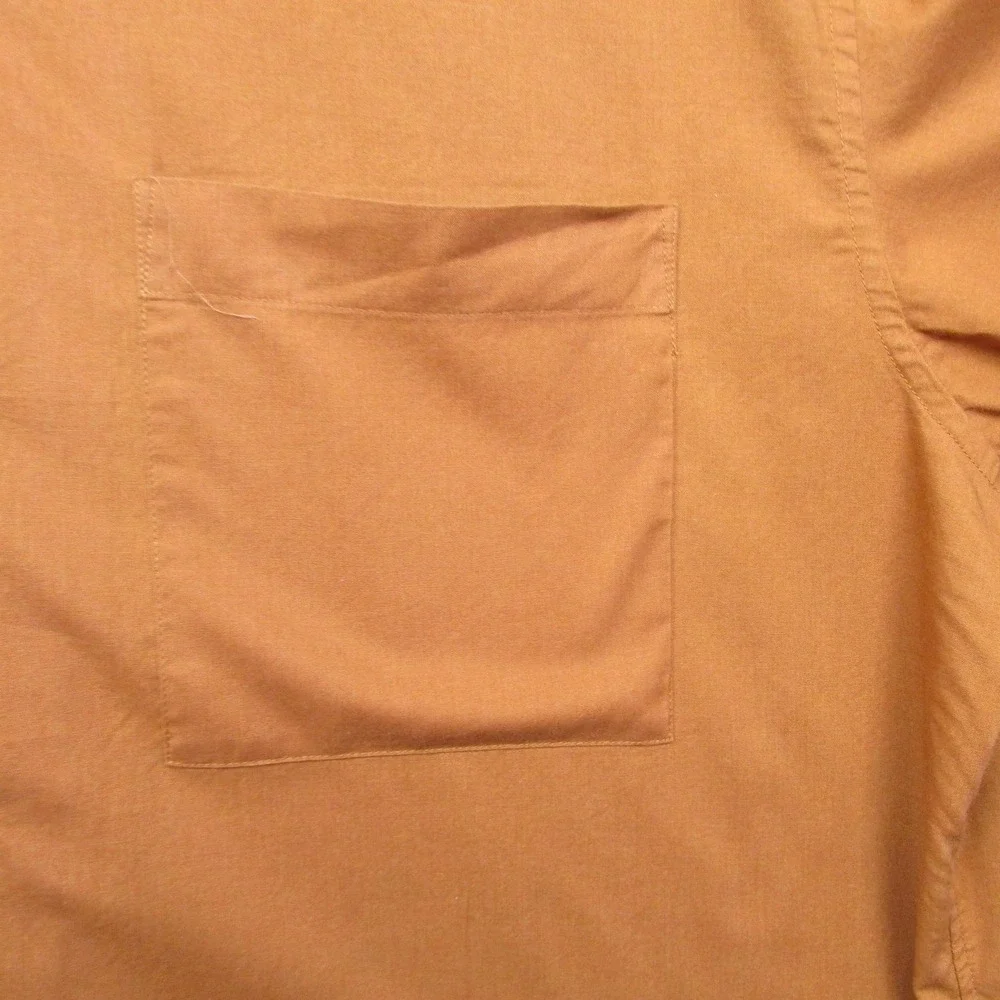 Uniqlo Shirt Mens Large Orange Solid Short Sleeve Button Front Casual Top‎